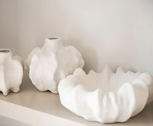 Charger l'image dans la galerie, Centre de Table Décoratif Céramique Blanche