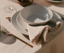 Charger l'image dans la galerie, Nappe en Lin à Frange