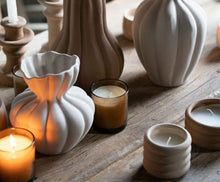 Charger l'image dans la galerie, Bougie Parfumée Vanille Céramique Beige